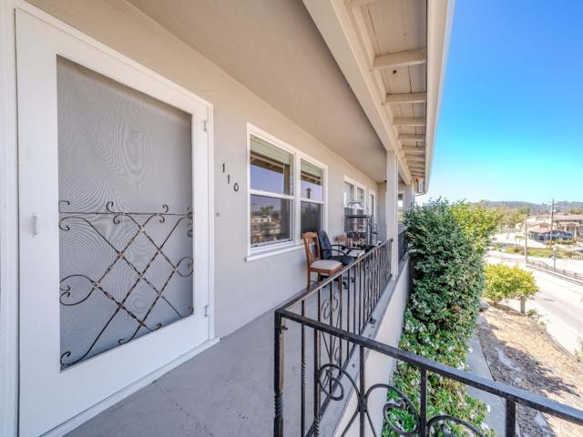 108 W Cliff Drive, Santa Cruz CA: https://media.crmls.org/mediaz/e280f008-8319-4d6d-9622-94df4c3bb5e9.jpg