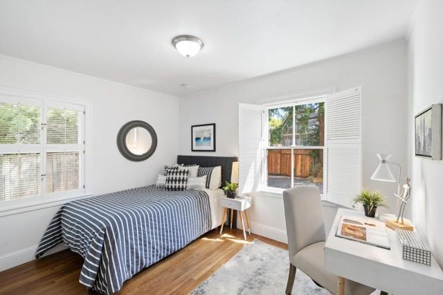 48 Turnsworth Avenue, Redwood City CA: https://media.crmls.org/mediaz/e28165c5-548a-4372-a2b8-4a307bae7bfe.jpg
