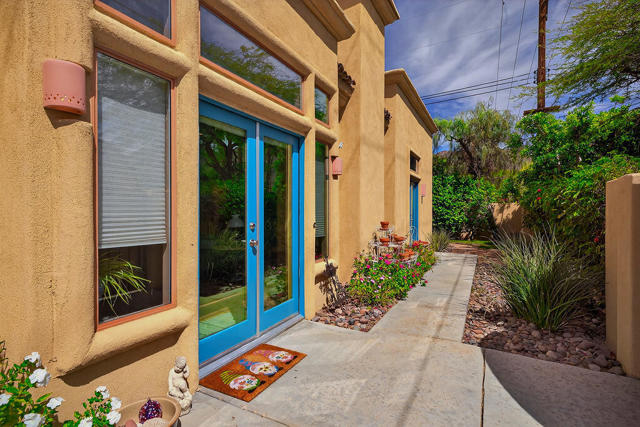 77500 Calle Chillon, La Quinta CA: https://media.crmls.org/mediaz/e28238f2-7c49-46c8-9bac-addffb2ca159.jpg
