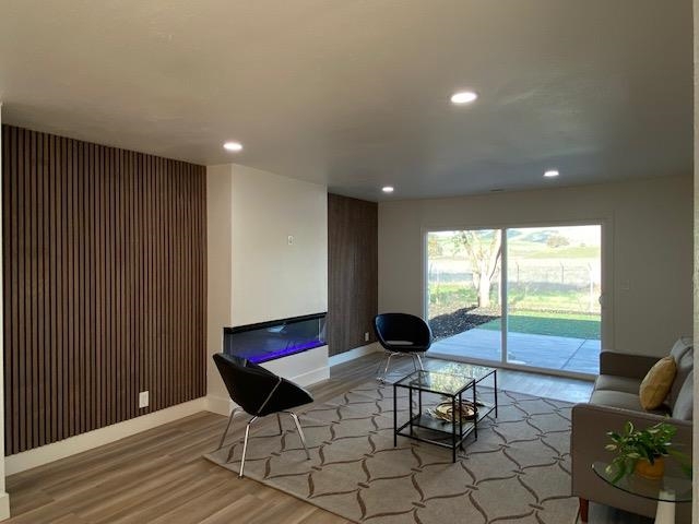 Image 18 of 44 For 1832 Elkwood Dr