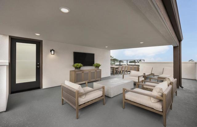 2464 Willow Way, San Mateo CA: https://media.crmls.org/mediaz/e284efc8-fa5b-4bf3-a5b8-0b0ad98c4699.jpg