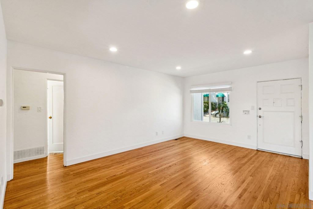 4537 45th St - photo 4