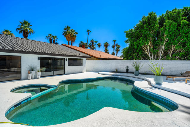 69291 Tamala Avenue, Cathedral City CA: https://media.crmls.org/mediaz/e285369c-3c5c-4fe0-8ff8-ae8fb437f6b2.jpg