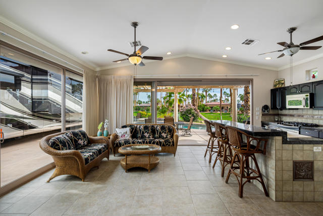 48170 Hjorth Street, Indio CA: https://media.crmls.org/mediaz/e2866f61-9a86-4882-b98e-adecfce36a7d.jpg