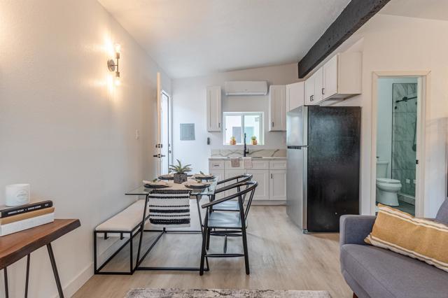 2813 15 46Th St, San Diego CA: https://media.crmls.org/mediaz/e286fc1b-21b0-4619-9ccf-5722b7d58e25.jpg