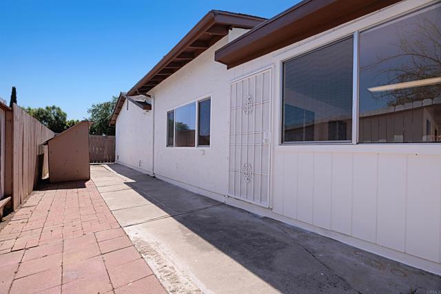 Detail Gallery Image 25 of 27 For 610 Cathy Ct, Escondido,  CA 92026 - 3 Beds | 2 Baths
