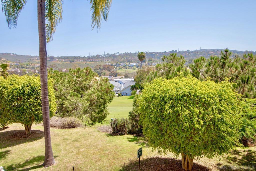 2625 Pirineos Way - photo 11