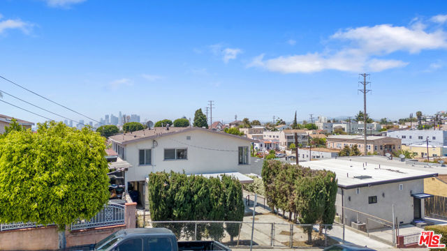 945 N Ditman Avenue, Los Angeles CA: https://media.crmls.org/mediaz/e288ed88-39bb-4b86-8c89-fc4d724ab607.jpg