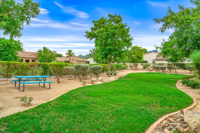 79756 Cassia Street, La Quinta CA: https://media.crmls.org/mediaz/e289bf28-12db-4351-add9-4f265c628b2d.jpg