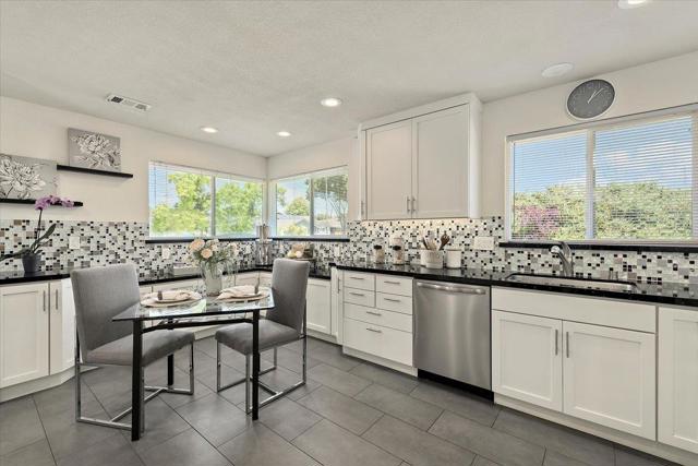 1340 Sierra Mar Drive, San Jose CA: https://media.crmls.org/mediaz/e28b5ca0-b330-479b-92ff-05c956622b66.jpg