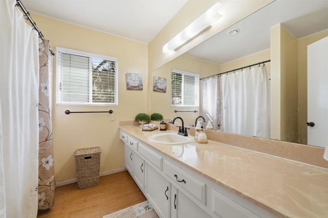 Detail Gallery Image 15 of 29 For 3738 Glen Verde Ct, Bonita,  CA 91902 - 4 Beds | 2 Baths