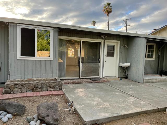 1472 Hampton Drive, Sunnyvale CA: https://media.crmls.org/mediaz/e28dc611-ee5c-433e-8439-d3c9708efe19.jpg