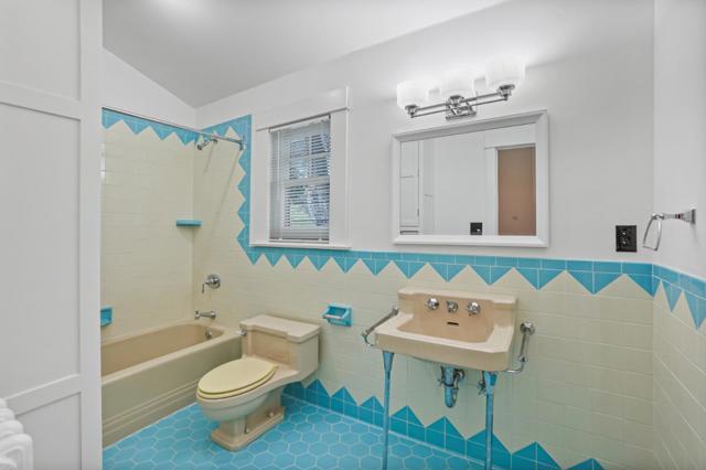385 Miramar Drive, Half Moon Bay CA: https://media.crmls.org/mediaz/e28eb940-c08b-46b6-86fe-f241912f12fb.jpg