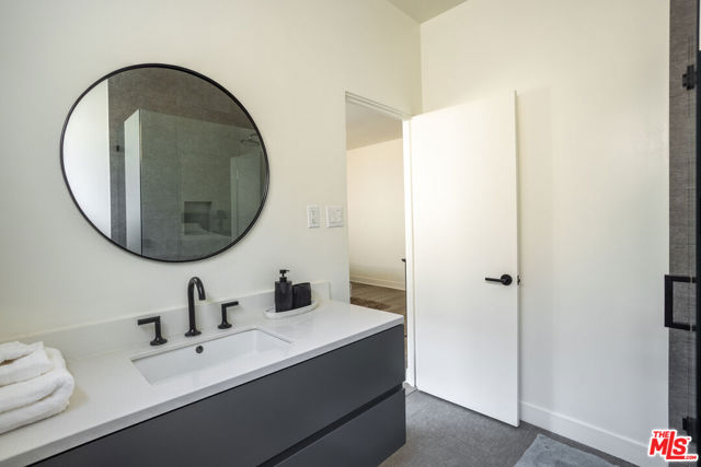 1823 N Fuller Avenue, Los Angeles CA: https://media.crmls.org/mediaz/e28edce4-ac6b-4f1d-9d77-13908da0fcd1.jpg