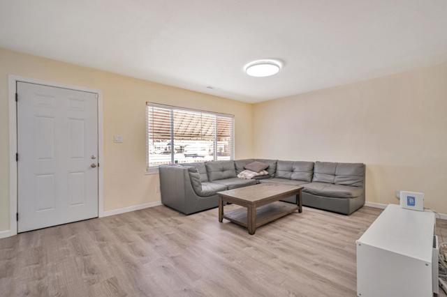 14997 Edgemoor Street, San Leandro CA: https://media.crmls.org/mediaz/e28f9983-f77a-4645-bc44-d2ef9e2f2007.jpg