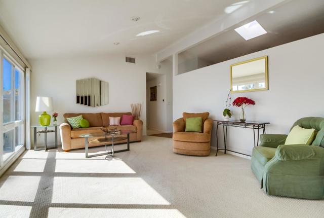 4613 Rainier Avenue, San Diego CA: https://media.crmls.org/mediaz/e28f9c71-804b-4163-91a9-aa7139d7ccf4.jpg