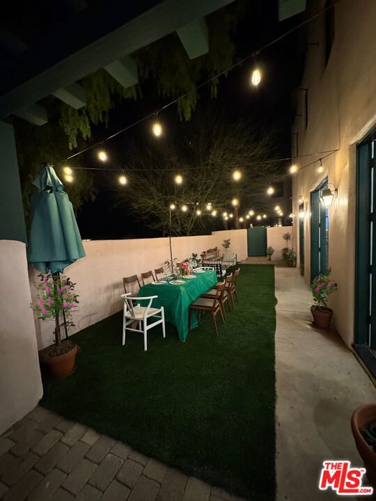 202 Canada Street, Ojai CA: https://media.crmls.org/mediaz/e28ff1dd-9742-4e6b-ae1a-01ccd90d18f9.jpg