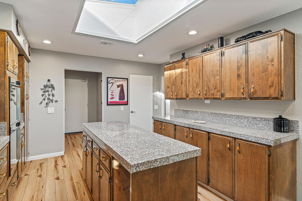 MLS #219132275DA image #21