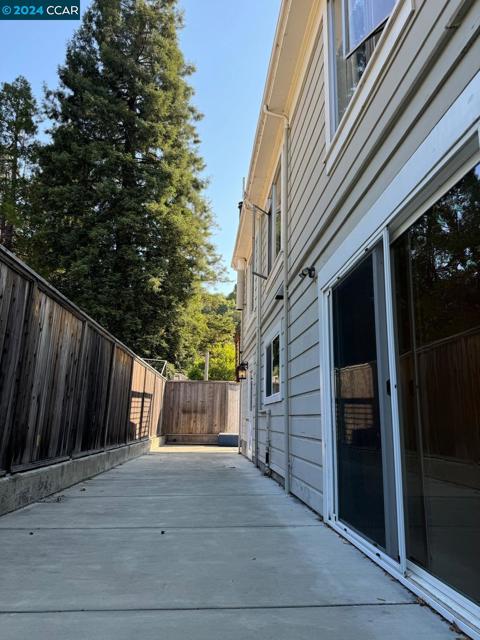 Image 11 of 12 For 2 Bungalow Avenue
