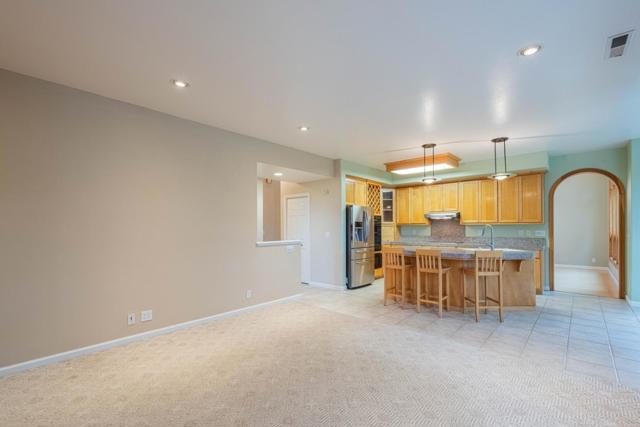 20160 Rock Springs Lane,  CA: https://media.crmls.org/mediaz/e291007e-ef97-420e-a4c6-4292071d73be.jpg