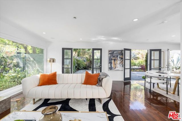 3055 Nichols Canyon Road, Los Angeles CA: https://media.crmls.org/mediaz/e2911867-0d15-4cdf-9822-2bfd55f096ed.jpg