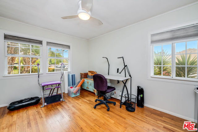 15361 Archwood Street, Van Nuys CA: https://media.crmls.org/mediaz/e2913050-1a67-4a9a-8a78-e9d1ec1aae99.jpg
