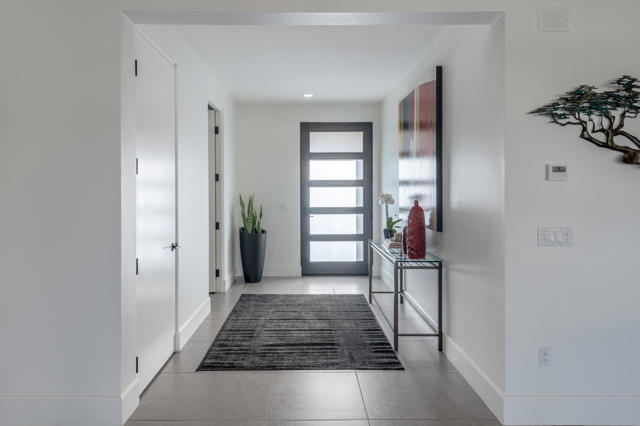 3085 Arroyo Seco, Palm Springs CA: https://media.crmls.org/mediaz/e291539d-d004-43d6-bc53-d716468e42db.jpg