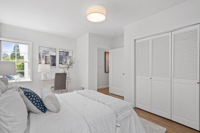 206 Frances Lane, Redwood City CA: https://media.crmls.org/mediaz/e291ac17-84da-4dec-bff3-2395f537ea6e.jpg