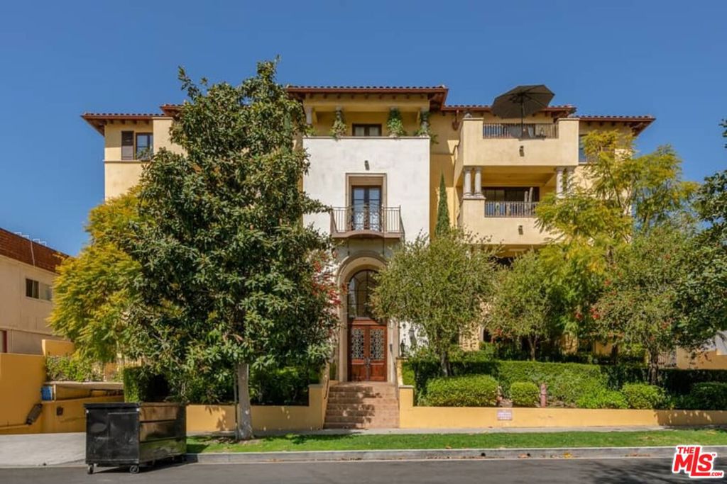 10617 EASTBORNE Avenue #PH2