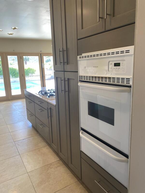 48190 Birdie Way, Palm Desert CA: https://media.crmls.org/mediaz/e292095f-8618-4165-97b9-64961676ea39.jpg