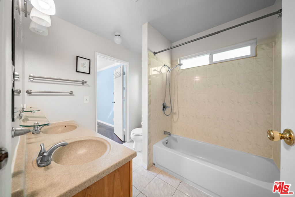 MLS #25618455 image #18