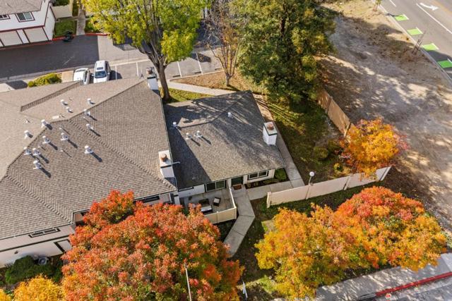 2557 Blue Rock Court, San Jose CA: https://media.crmls.org/mediaz/e292334d-115a-42de-b7dd-63cc05098f01.jpg