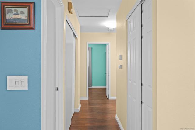 9155 57 Gold Coast Dr, San Diego CA: https://media.crmls.org/mediaz/e292a99d-dc57-4a48-be2c-fbfc6c3ce400.jpg