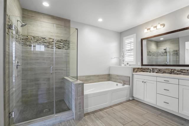 48 Clearwood Street, Fillmore CA: https://media.crmls.org/mediaz/e2939892-8137-4017-8a1e-0dc8af152848.jpg