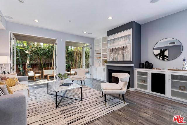 343 Huntley photo 7