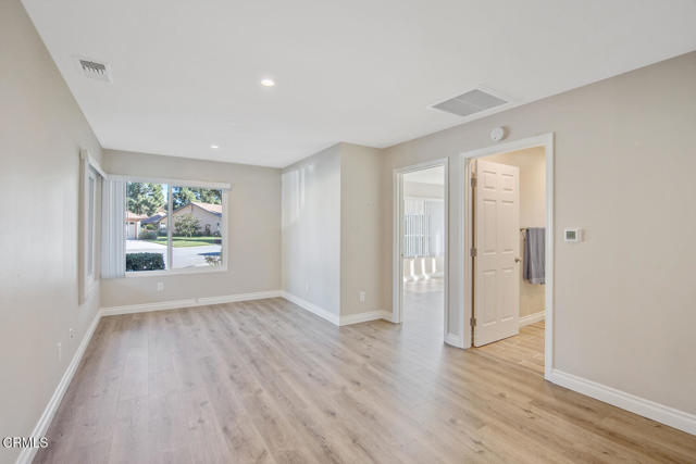 Detail Gallery Image 19 of 76 For 13325 Village 13, Camarillo,  CA 93012 - 3 Beds | 2 Baths