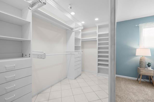 3560 Donna Dr, Carlsbad CA: https://media.crmls.org/mediaz/e2968fdf-db91-4046-be22-830bc2b10778.jpg