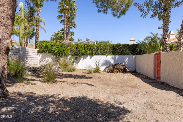 64935 Leonard Court, Desert Hot Springs CA: https://media.crmls.org/mediaz/e297bdca-cb1c-471d-b754-dd5ff1dab121.jpg