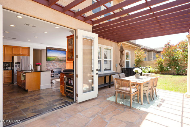 650 Astera Court, Newbury Park CA: https://media.crmls.org/mediaz/e298ea03-8036-483a-9916-2e8c7137f283.jpg