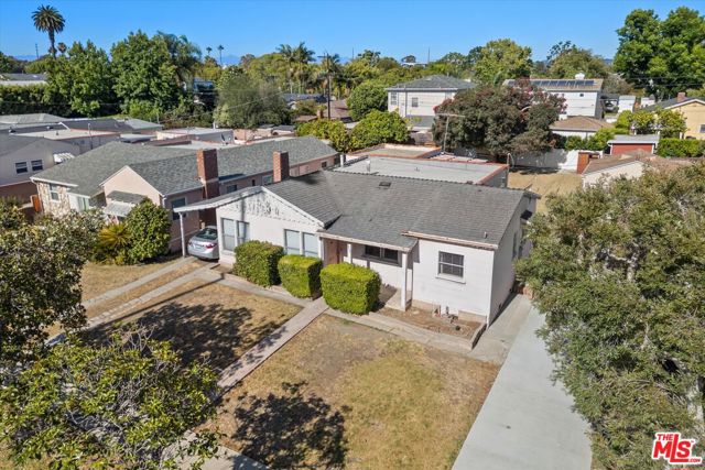 4410 Stewart Avenue, Los Angeles CA: https://media.crmls.org/mediaz/e29913ef-f36a-4634-9820-7b364c58dffe.jpg