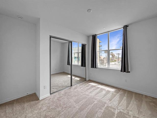 3047 North Park Way, San Diego CA: https://media.crmls.org/mediaz/e29a4457-4158-43ae-812a-50de8fd19f02.jpg