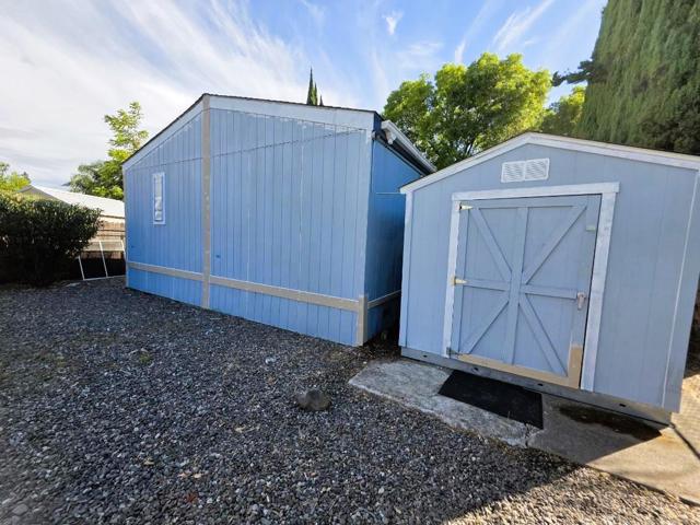 170 Sunset Circle, Vacaville CA: https://media.crmls.org/mediaz/e29a68ab-57f7-4c7b-949b-56b98fe6afbd.jpg