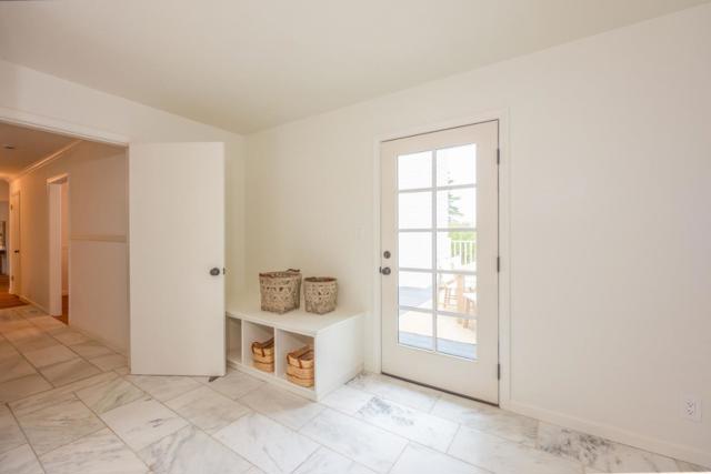 900 Franklin Street, Montara CA: https://media.crmls.org/mediaz/e29b9970-1d93-4027-bf1a-4f6fa25a73f6.jpg