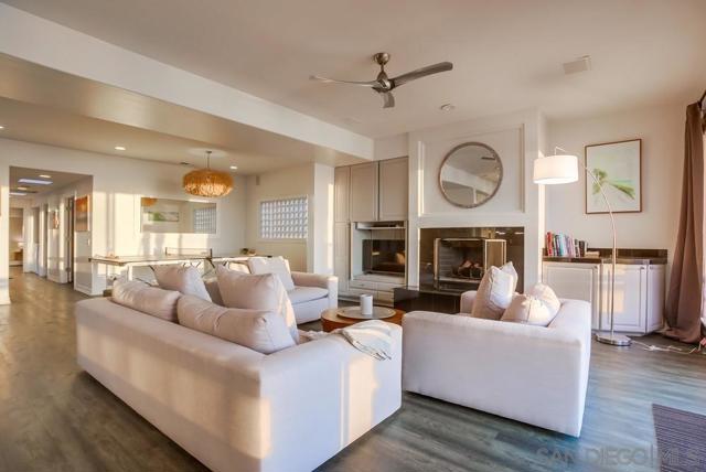 510 Neptune, Encinitas CA: https://media.crmls.org/mediaz/e29c4dd6-0a8e-4ea7-8d07-e786c7822629.jpg