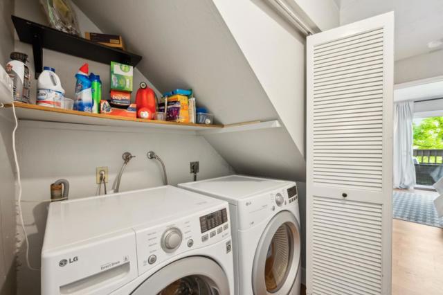 2101 Shoreline Drive, Alameda CA: https://media.crmls.org/mediaz/e29ca296-947a-4b02-95bc-97dc7bd0b574.jpg