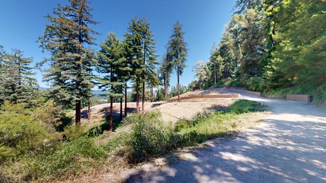 2320 Newell Drive, Aptos CA: https://media.crmls.org/mediaz/e29d0f7e-54b0-4372-bd0f-027de8e3e710.jpg