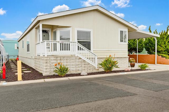 Detail Gallery Image 3 of 37 For 200 N El Camino Real #159,  Oceanside,  CA 92058 - 3 Beds | 2 Baths