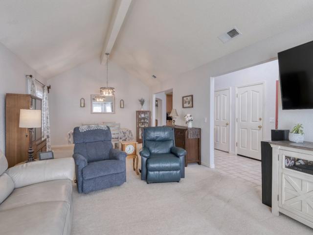 1139 Cape Cod Way, Salinas CA: https://media.crmls.org/mediaz/e29f1ccb-acae-4e43-8feb-9f7e3d81ee66.jpg