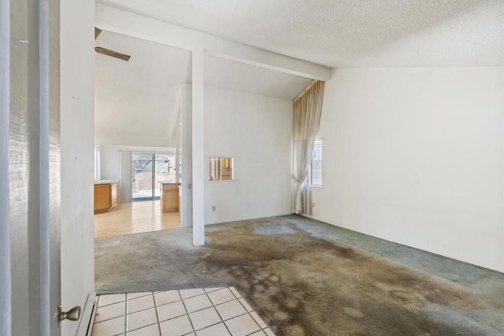 MLS #250035175SD img 3