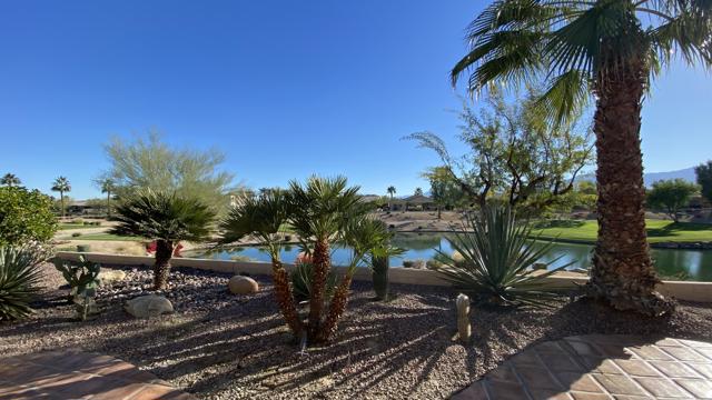 81451 Corte Pipilla, Indio CA: https://media.crmls.org/mediaz/e2a21fe8-300b-407e-bf98-728c43b98dbb.jpg